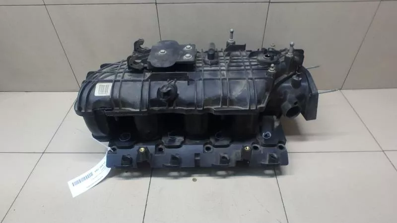 Впускной коллектор ST301750 Впускной коллектор ST301750