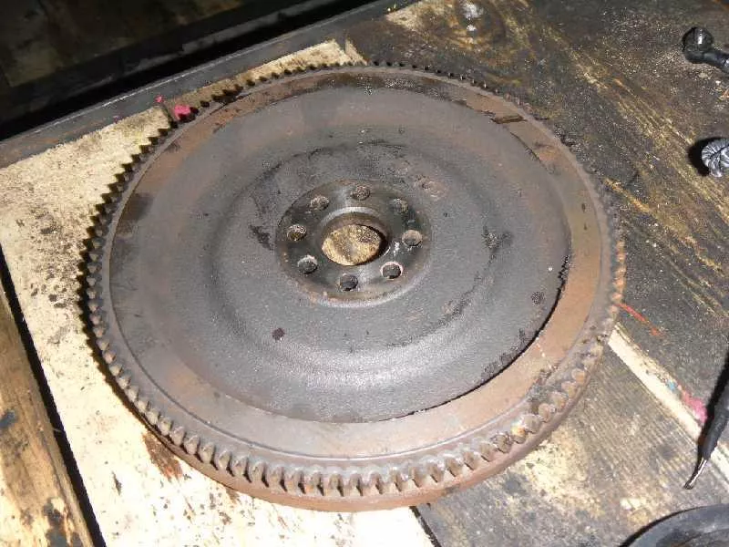 Маховик двигателя BS263796