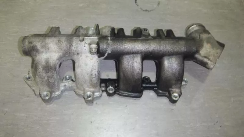 Впускной коллектор ST302209