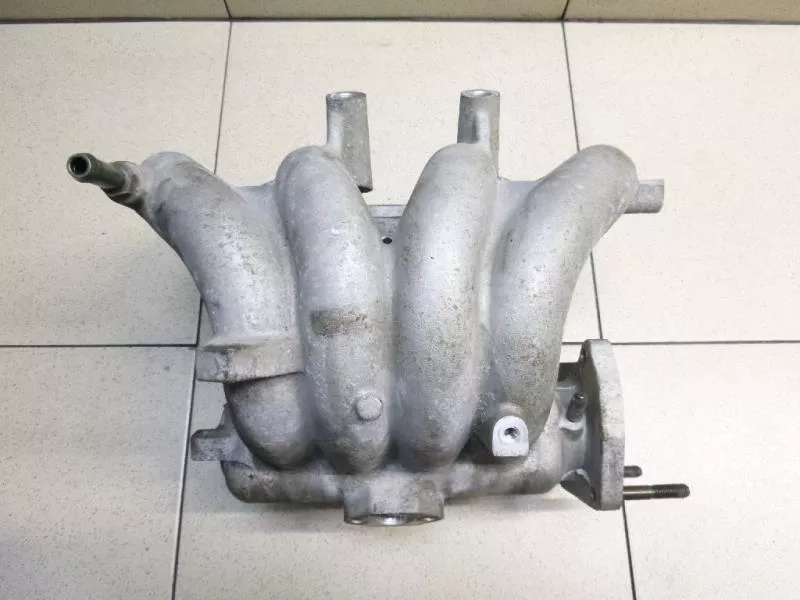 Впускной коллектор ST298923 Впускной коллектор ST298923