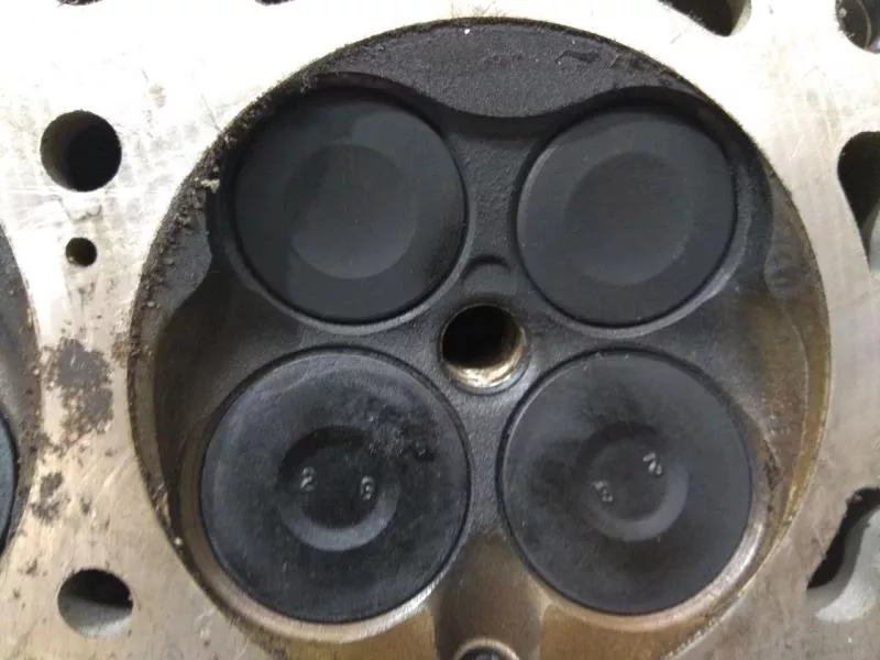 ГБЦ (головка блока цилиндров) ST294329 ГБЦ (головка блока цилиндров) ST294329