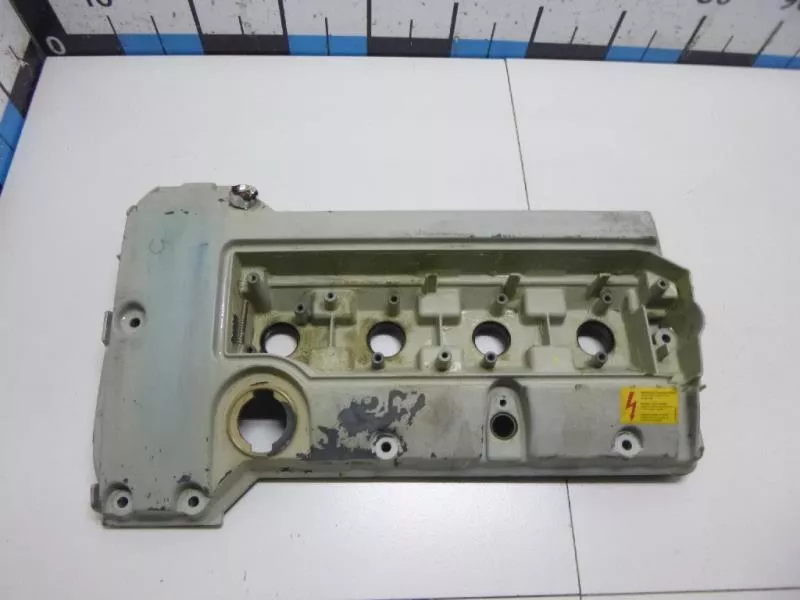 Клапанная крышка ГБЦ BS69643 Клапанная крышка ГБЦ BS69643