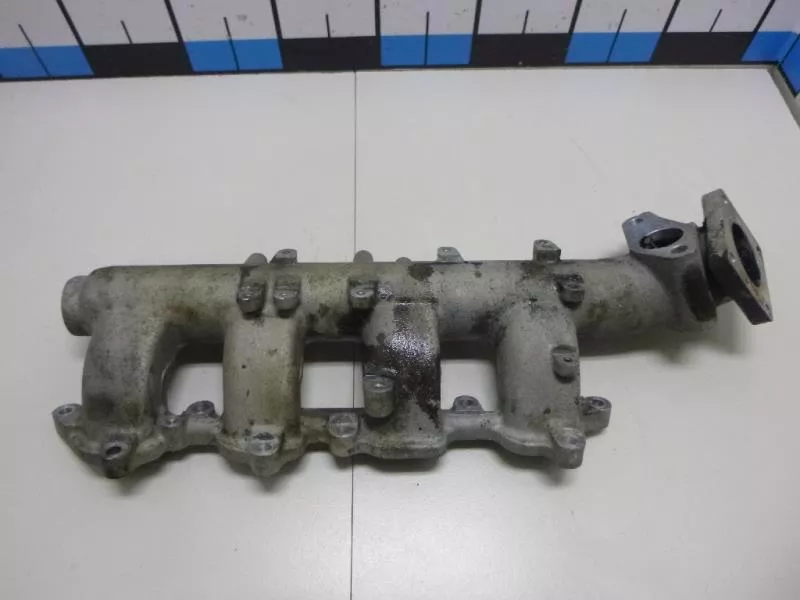 Впускной коллектор ST298360 Впускной коллектор ST298360