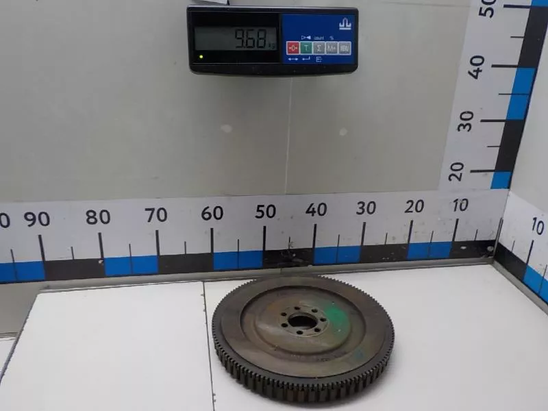 Маховик двигателя BS264022