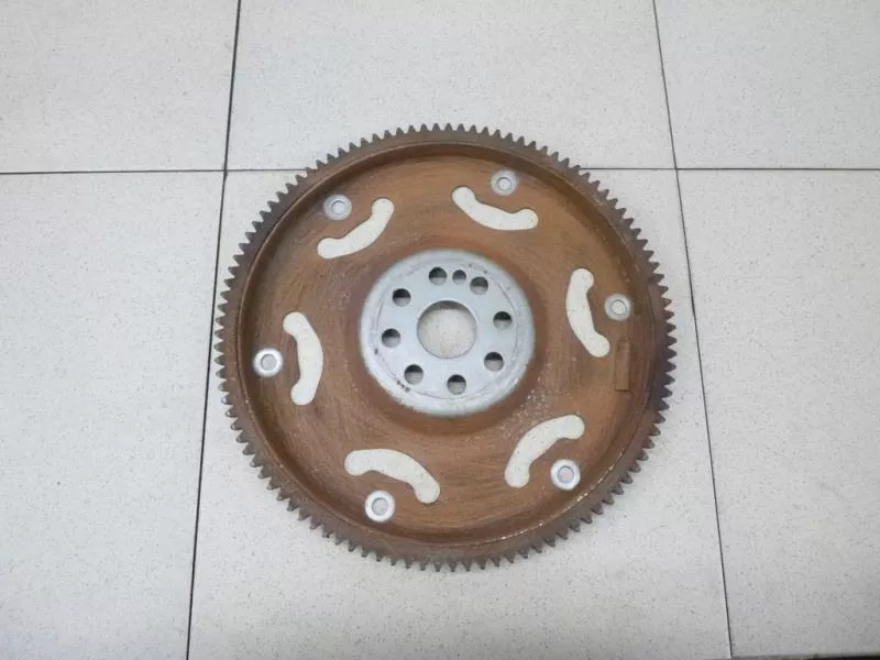 Маховик двигателя BS266074 Маховик двигателя BS266074