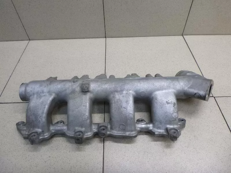 Впускной коллектор ST300365