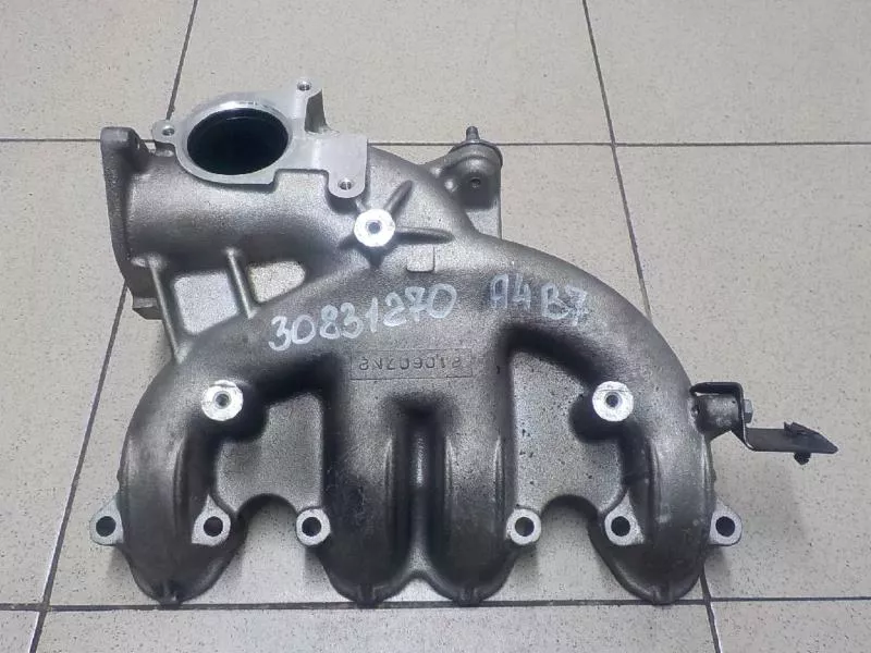 Впускной коллектор ST299517 Впускной коллектор ST299517