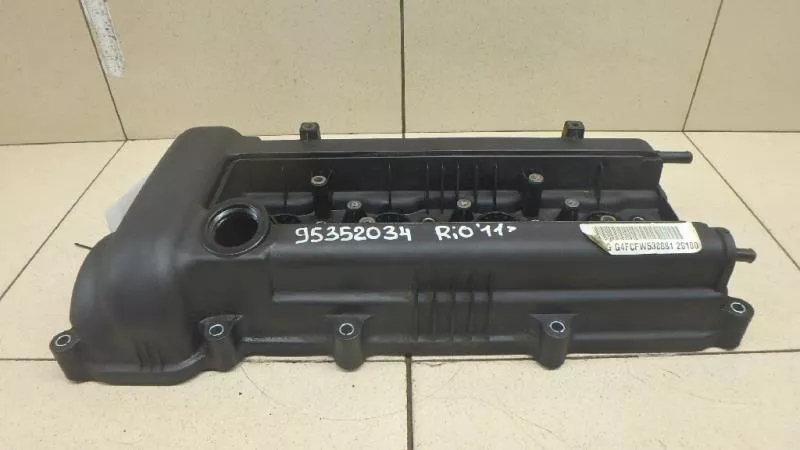 Клапанная крышка ГБЦ BS69930