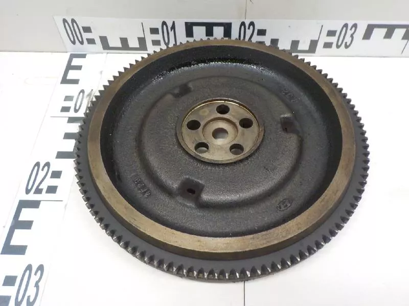 Маховик двигателя BS264530