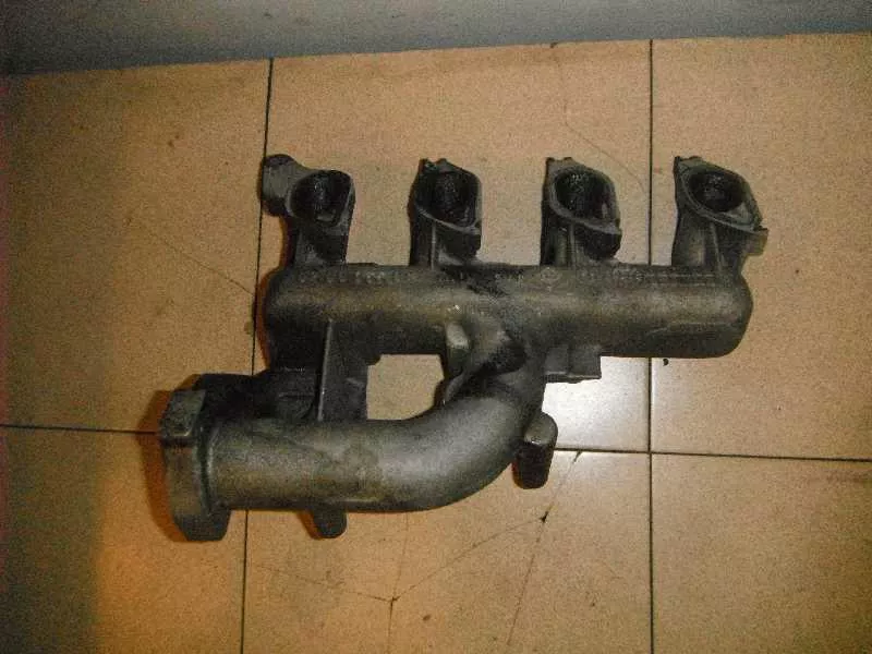 Впускной коллектор ST297976 Впускной коллектор ST297976