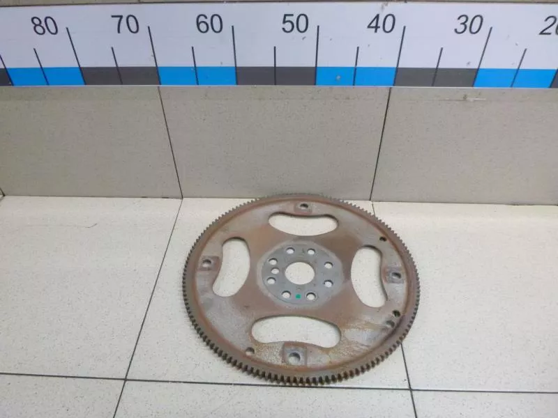 Маховик двигателя BS266294