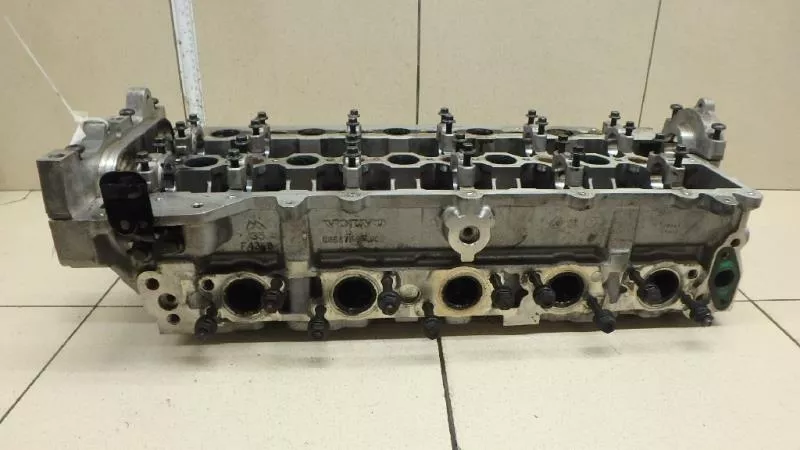 ГБЦ (головка блока цилиндров) ST297590