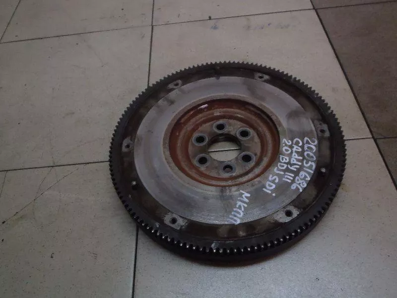 Маховик двигателя BS265151