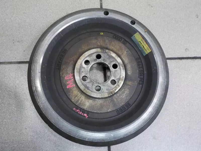 Маховик двигателя BS265150