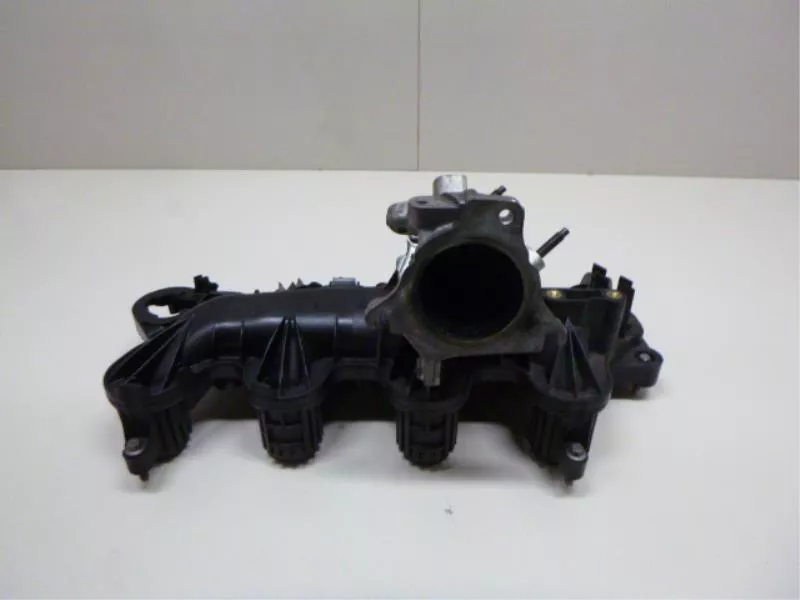 Впускной коллектор ST302005