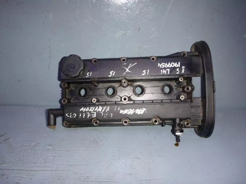 Клапанная крышка ГБЦ BS69569