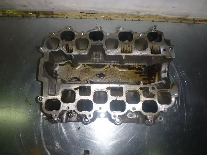 Впускной коллектор ST299851 Впускной коллектор ST299851