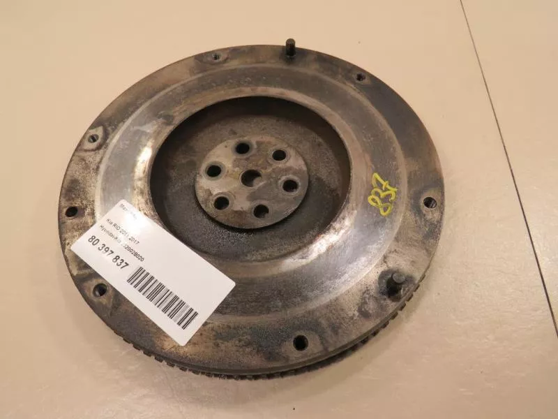 Маховик двигателя BS265760