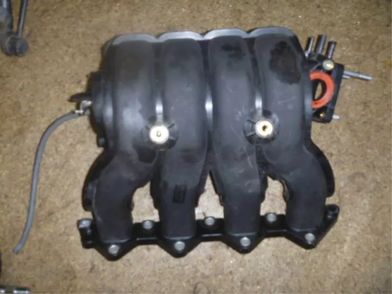 Впускной коллектор ST301182