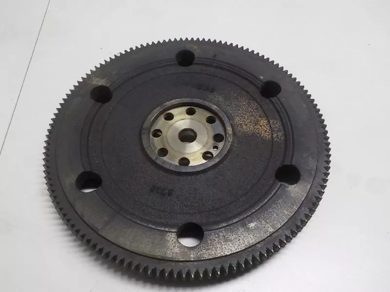 Маховик двигателя BS263725