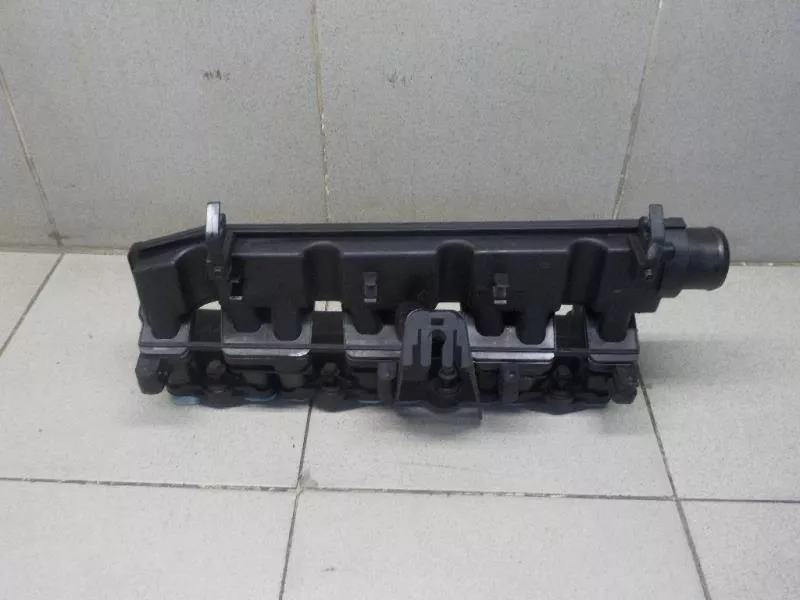 Впускной коллектор ST302019