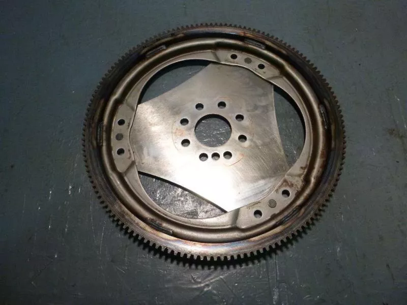 Маховик двигателя BS265184