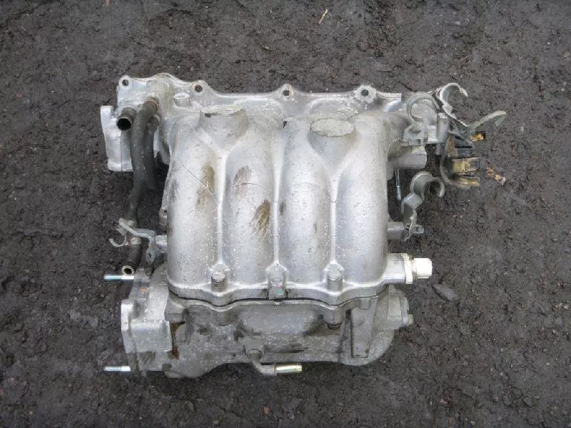 Впускной коллектор ST301543 Впускной коллектор ST301543