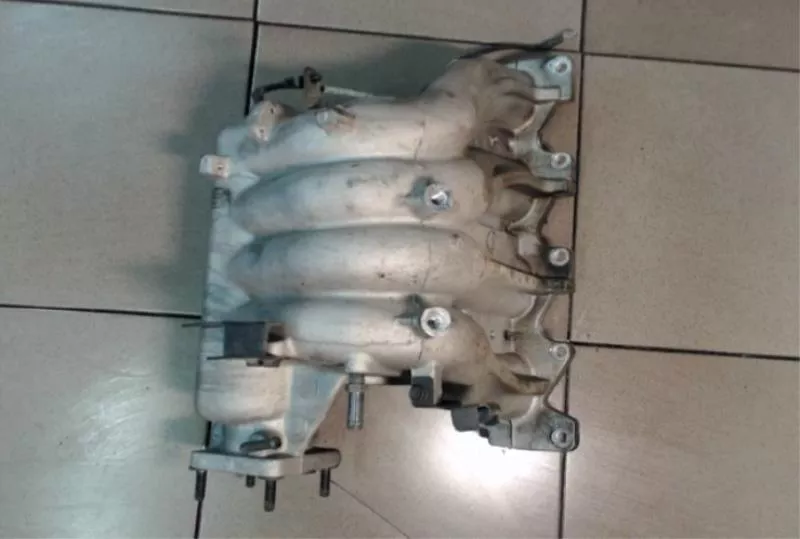 Впускной коллектор ST300320