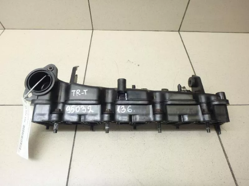 Впускной коллектор ST302272