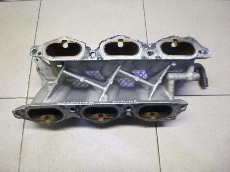 Впускной коллектор ST300211 Впускной коллектор ST300211