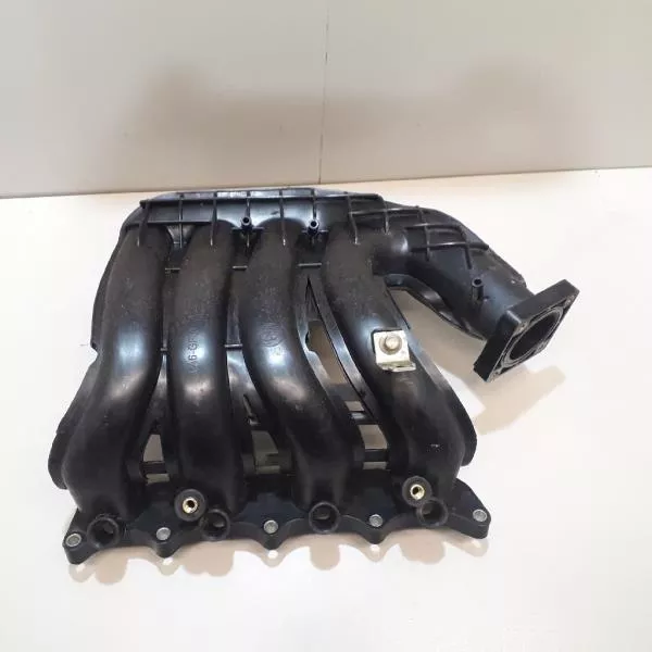 Впускной коллектор ST302447