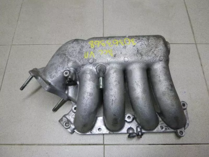 Впускной коллектор ST298105 Впускной коллектор ST298105