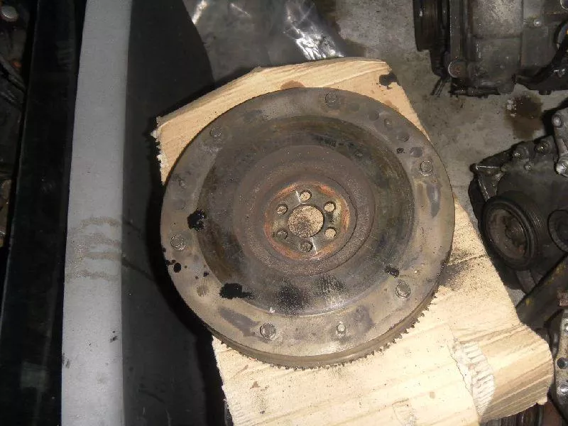 Маховик двигателя BS265876