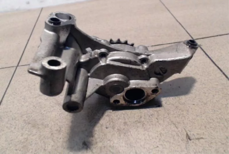 Масляный насос BS252179 Масляный насос BS252179