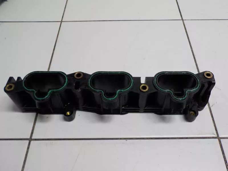 Впускной коллектор ST298744