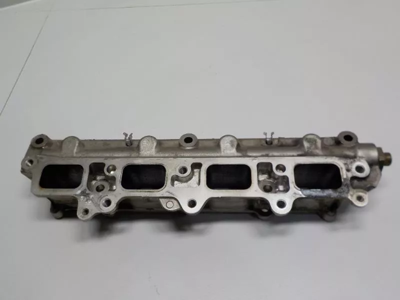 Впускной коллектор ST299299 Впускной коллектор ST299299