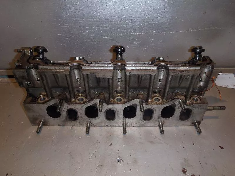 ГБЦ (головка блока цилиндров) ST296588