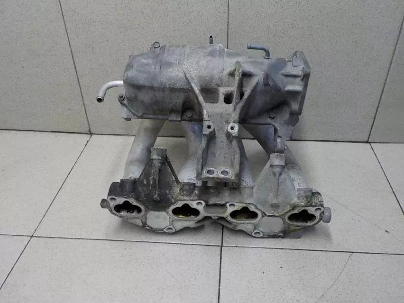 Впускной коллектор ST299013