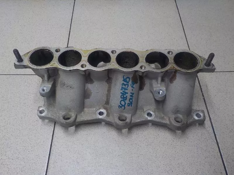 Впускной коллектор ST299669 Впускной коллектор ST299669