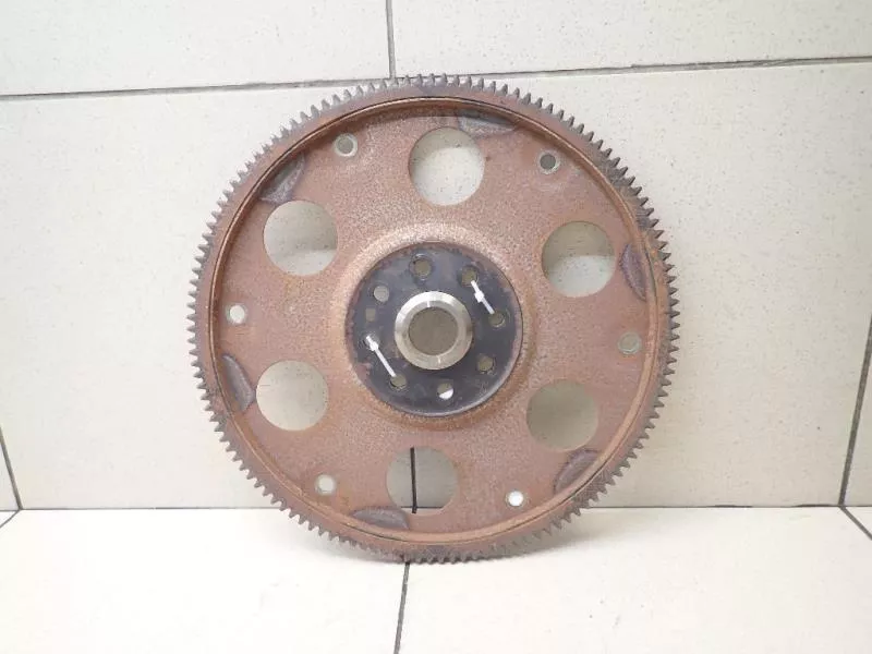 Маховик двигателя BS267240 Маховик двигателя BS267240