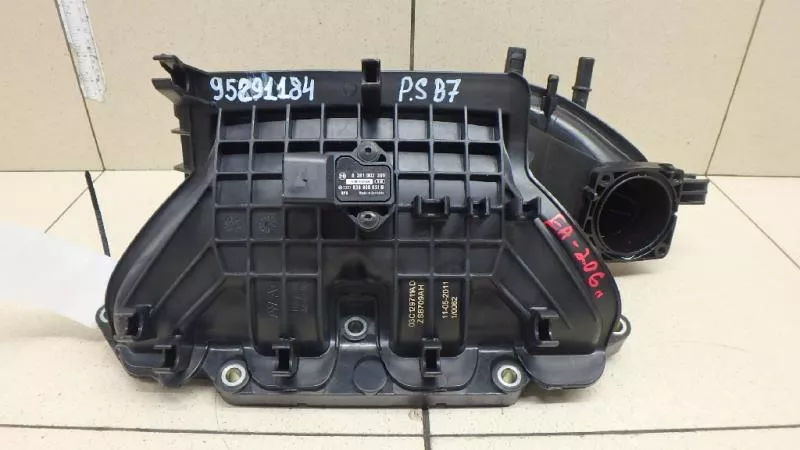 Впускной коллектор ST300928