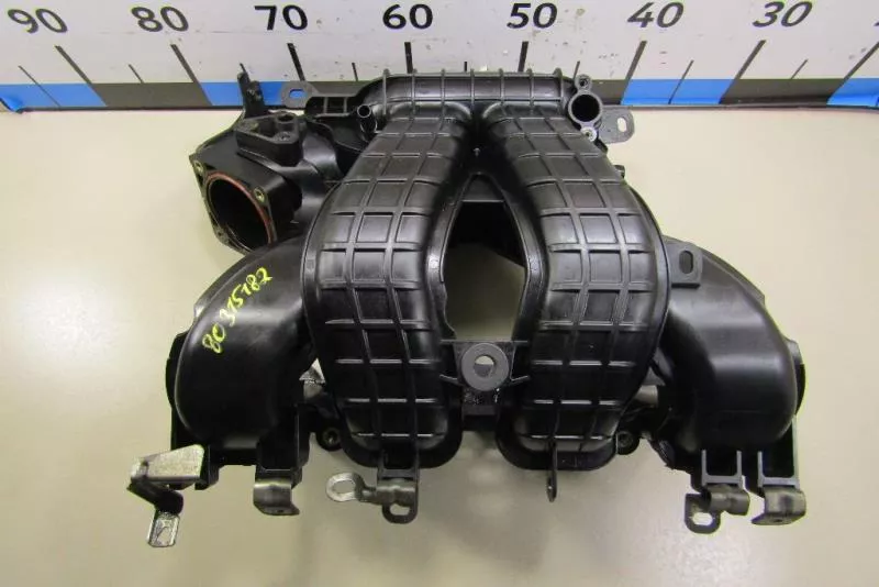 Впускной коллектор ST300894 Впускной коллектор ST300894