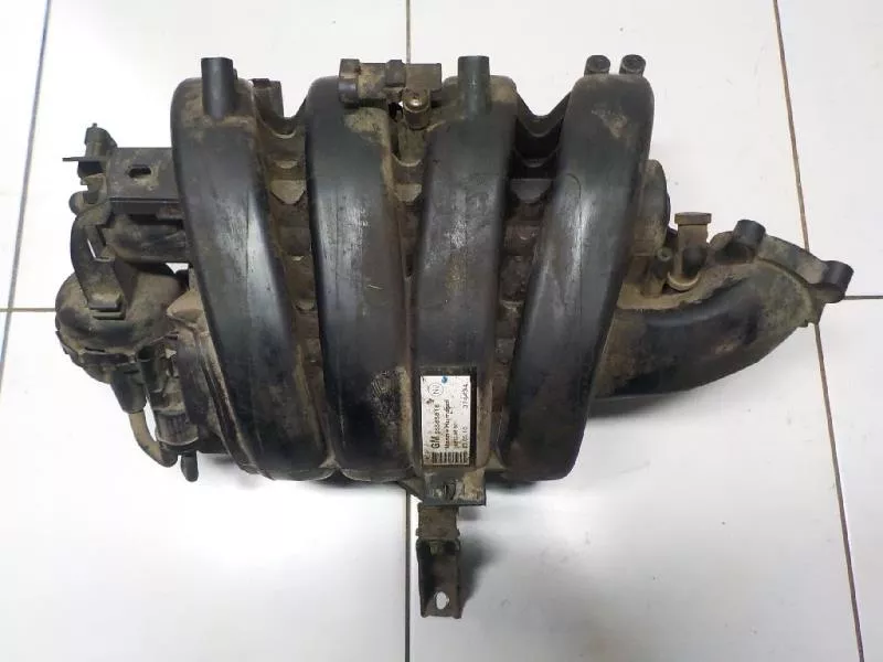 Впускной коллектор ST301680