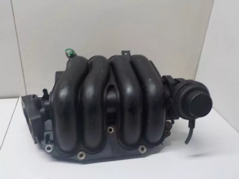 Впускной коллектор ST300145