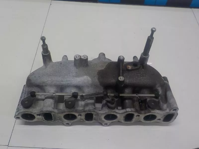 Впускной коллектор ST297935 Впускной коллектор ST297935