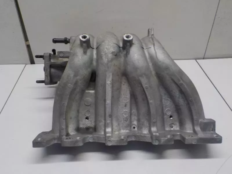 Впускной коллектор ST300390