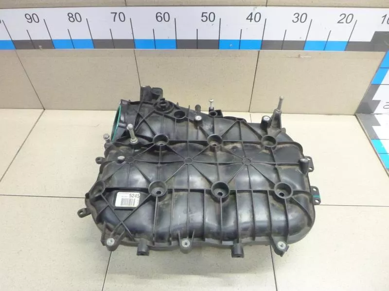 Впускной коллектор ST303041 Впускной коллектор ST303041