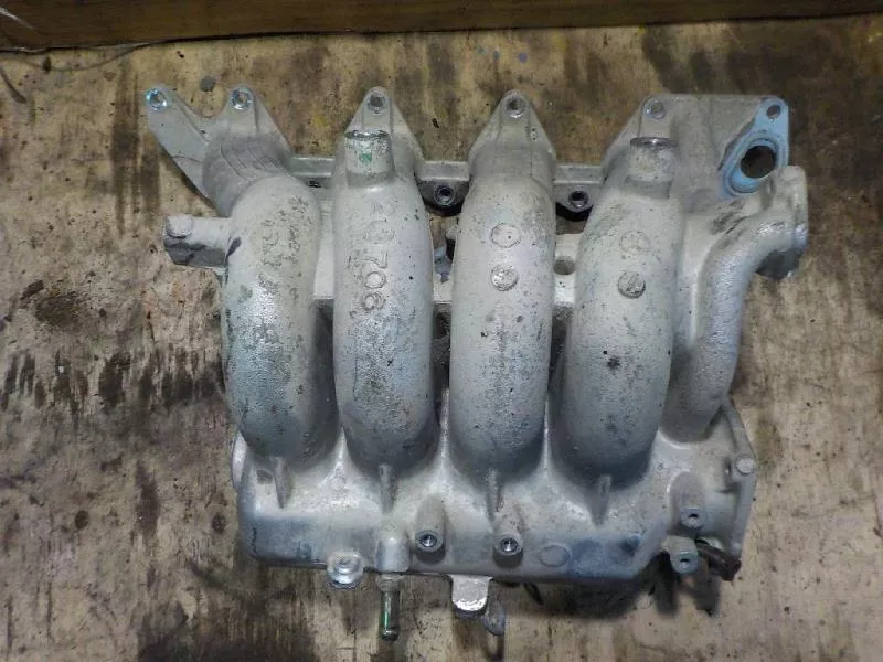 Впускной коллектор ST301672