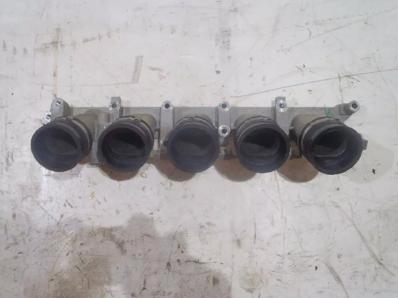 Впускной коллектор ST302086