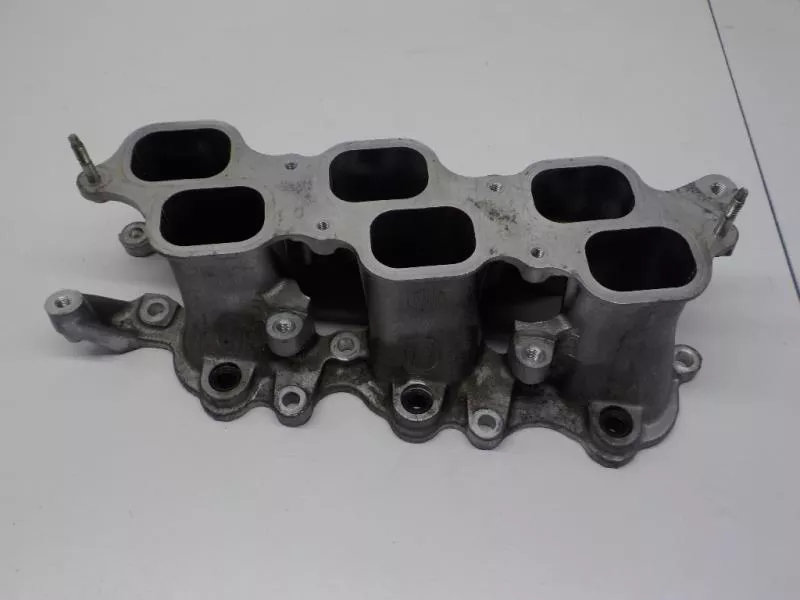 Впускной коллектор ST299751